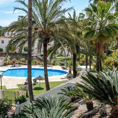 Апартаменты Oasis 16 Нерха Экстерьер фото